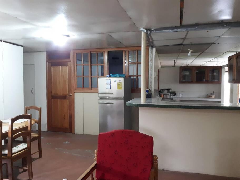 Gia'S Garage & Home For Bocas Travelers Almirante Extérieur photo