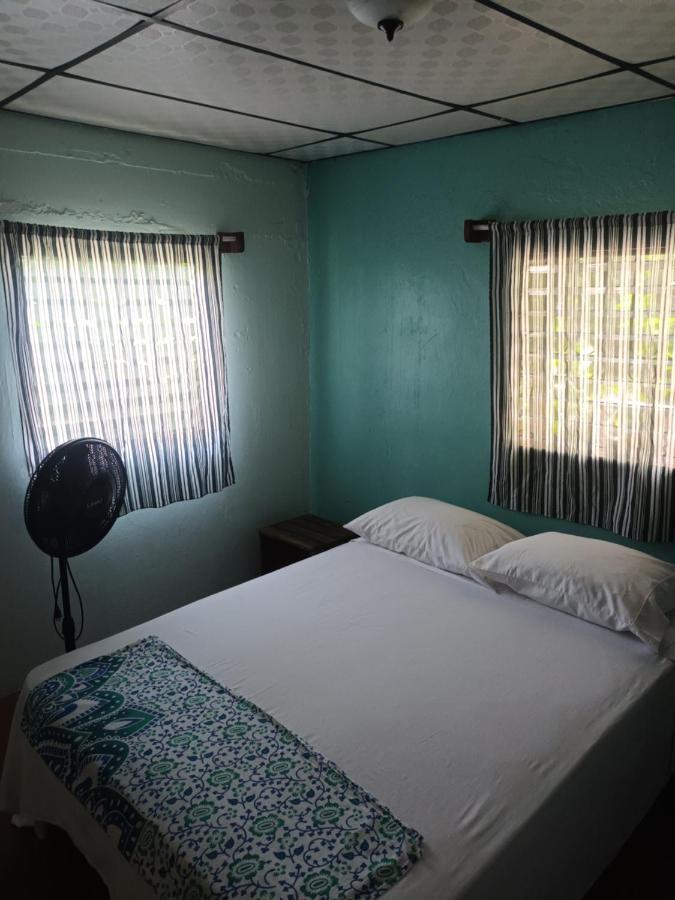 Gia'S Garage & Home For Bocas Travelers Almirante Extérieur photo